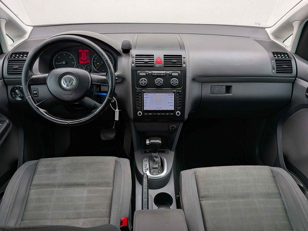 Volkswagen Touran 2.0TDi 