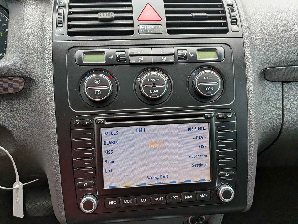 Volkswagen Touran 2.0TDi 