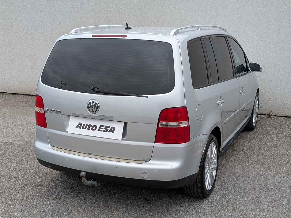 Volkswagen Touran 2.0TDi 
