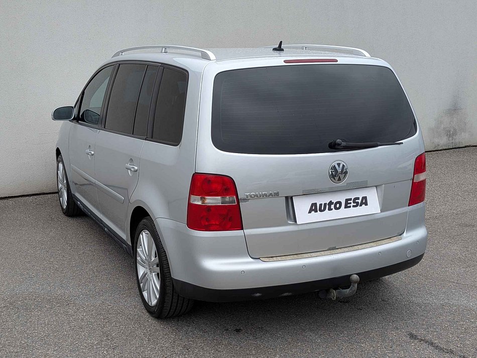 Volkswagen Touran 2.0TDi 