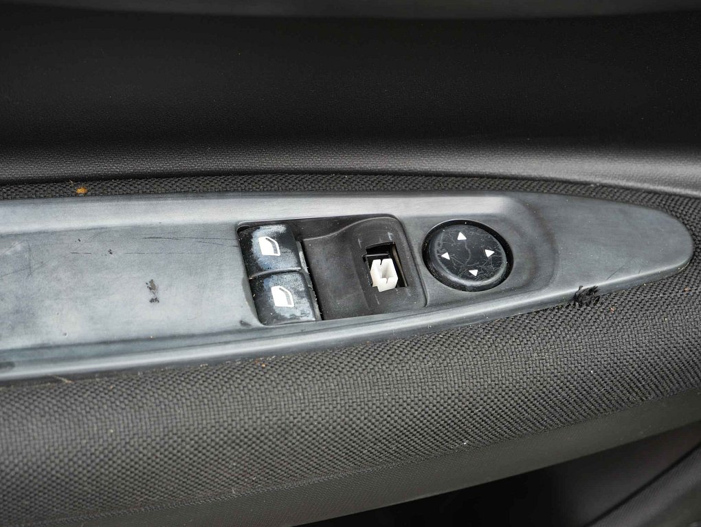 Citroën C4 1.6i 