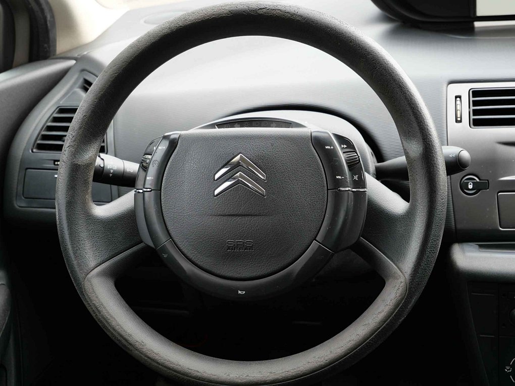 Citroën C4 1.6i 