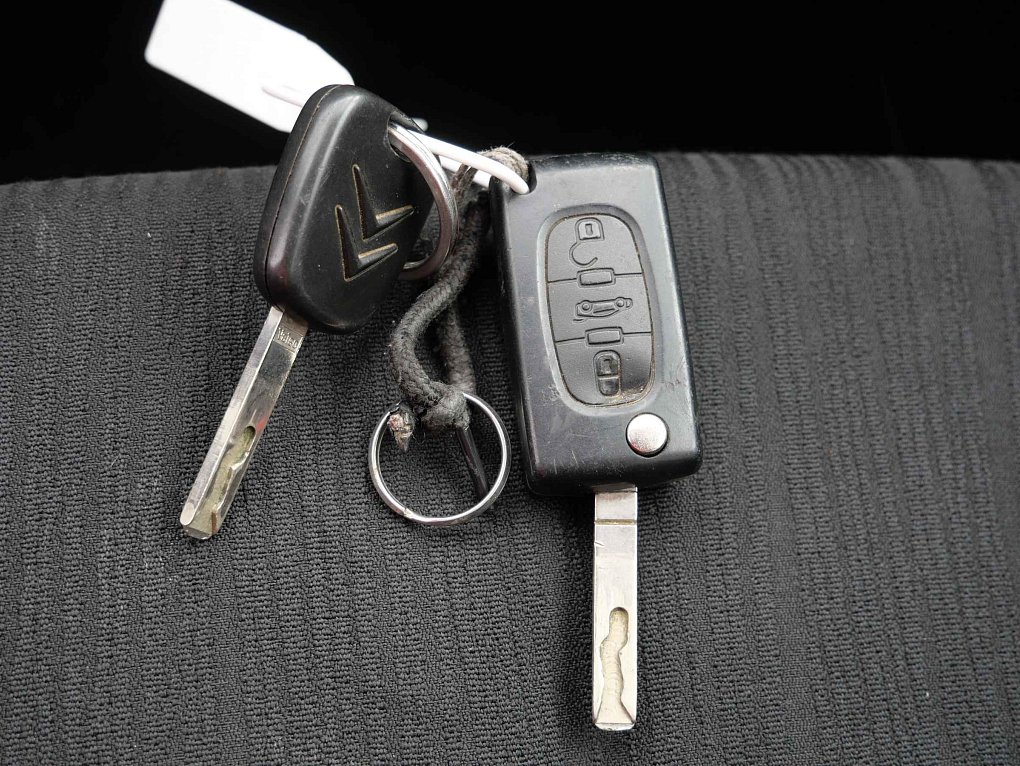 Citroën C4 1.6i 