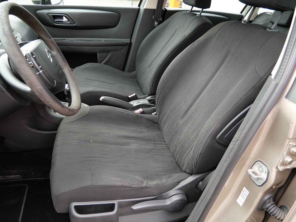 Citroën C4 1.6i 