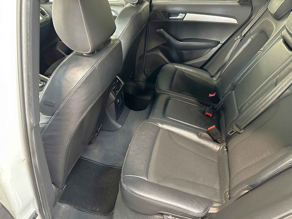 Audi Q5 3.0 TDi S-line Quattro