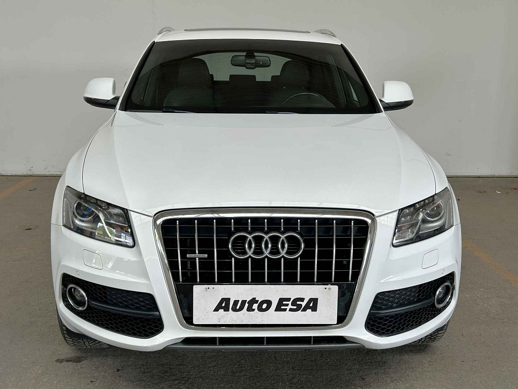 Audi Q5 3.0 TDi S-line Quattro