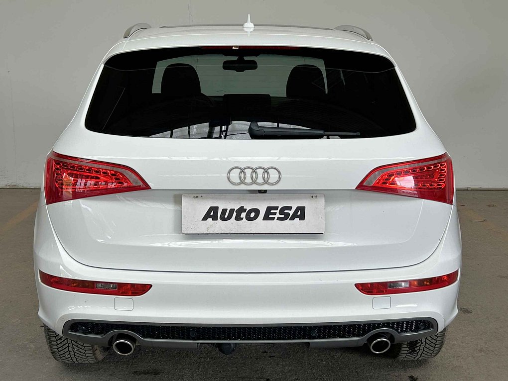 Audi Q5 3.0 TDi S-line Quattro