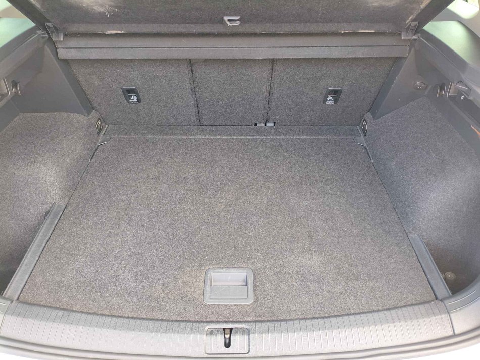 Volkswagen Tiguan 2.0 TDi R-Line 4X4