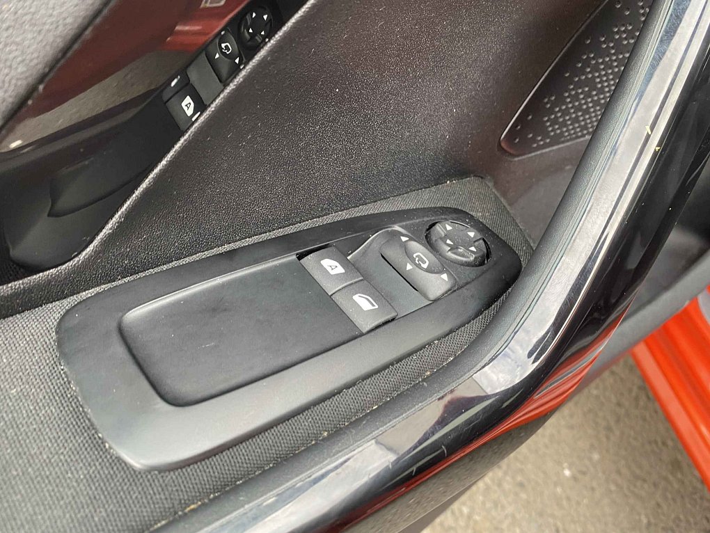 Peugeot 208 1.2 PT Style