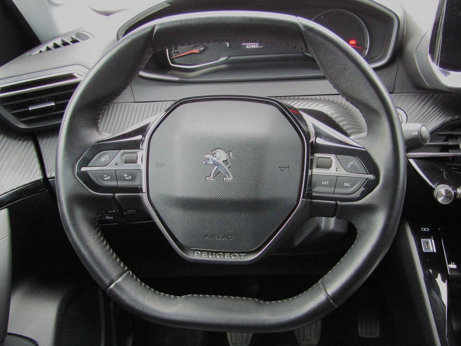Peugeot 2008 1.2PT Allure