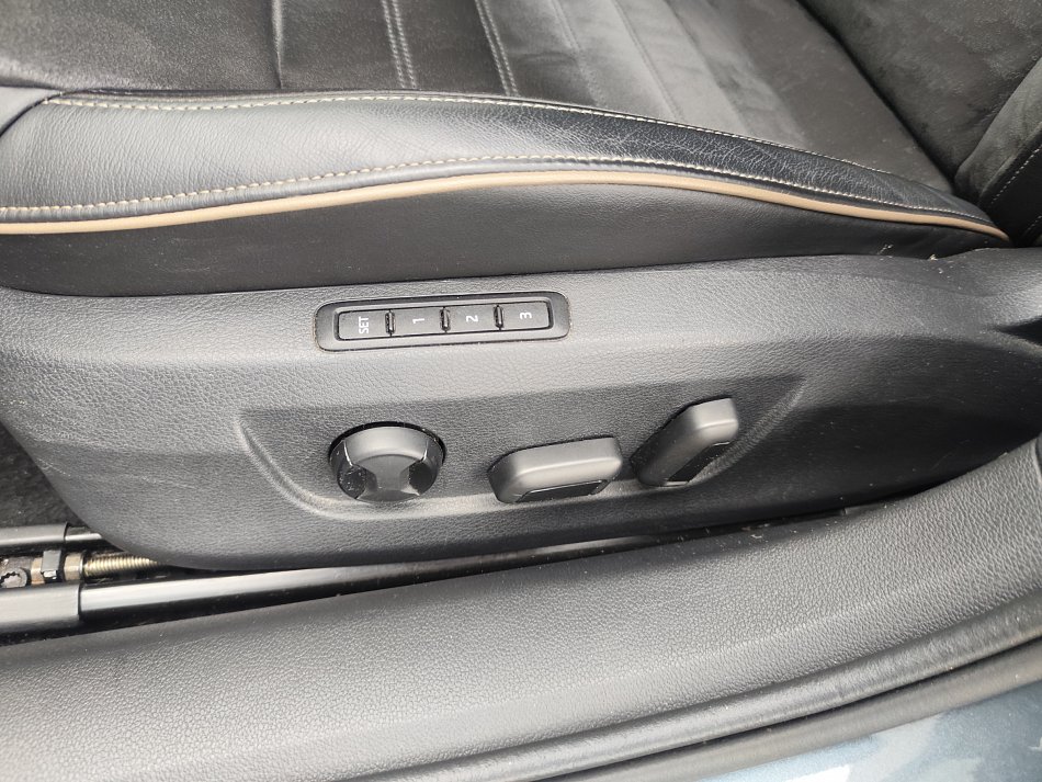 Škoda Superb III 2.0TDi Scout