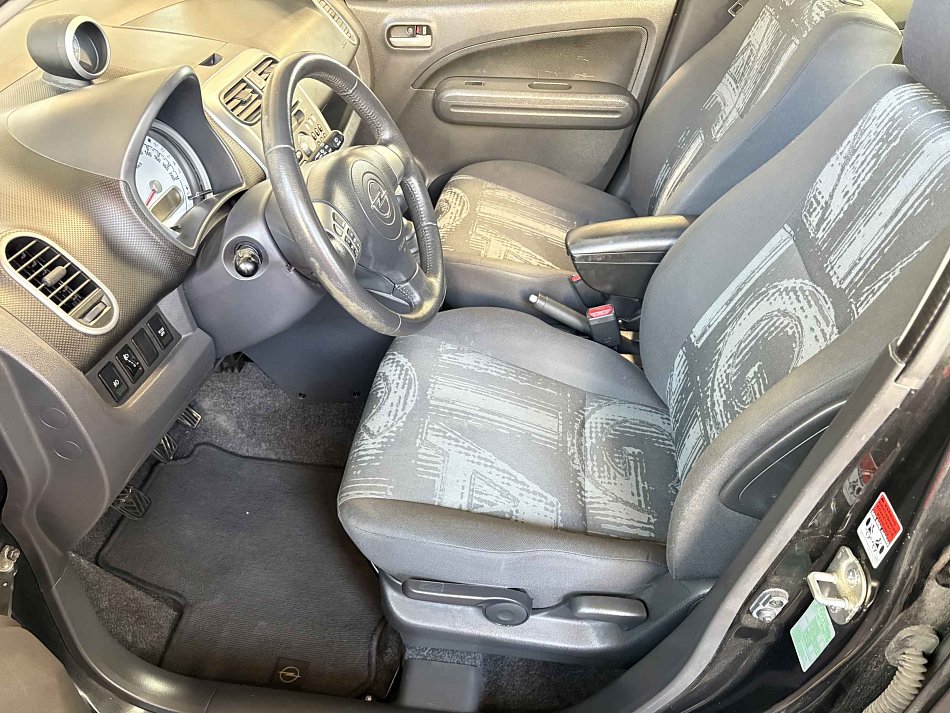 Opel Agila 1.2i Edition