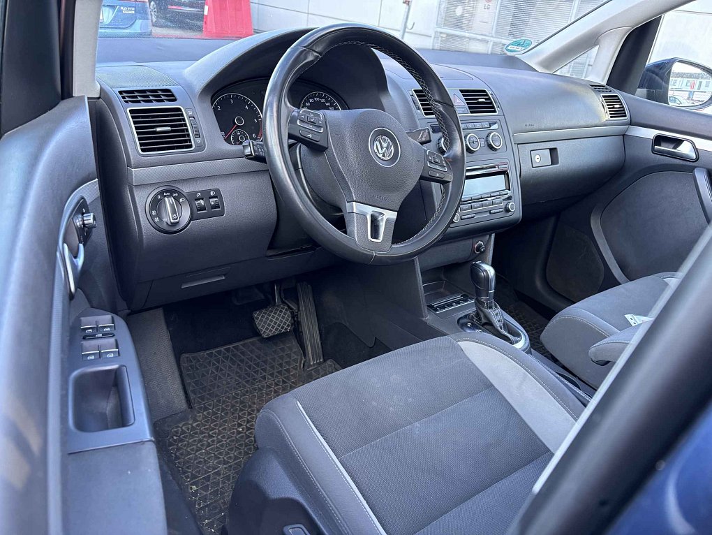Volkswagen Touran 2.0TDi 