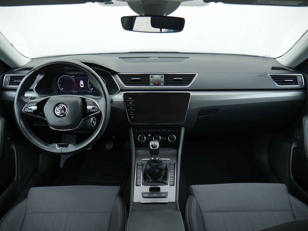 Škoda Superb III 1.5 TSi Style