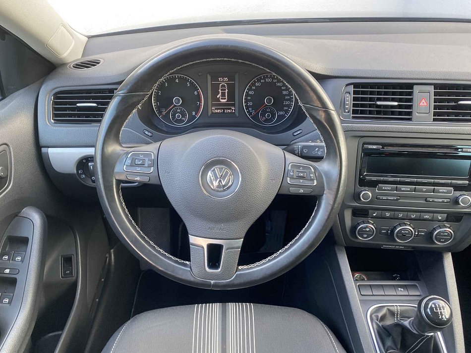 Volkswagen Jetta 1.2 TSi Match
