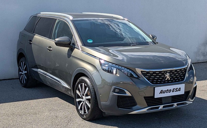 Peugeot 5008 1.2PT 