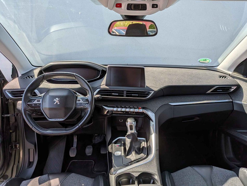 Peugeot 5008 1.2PT 