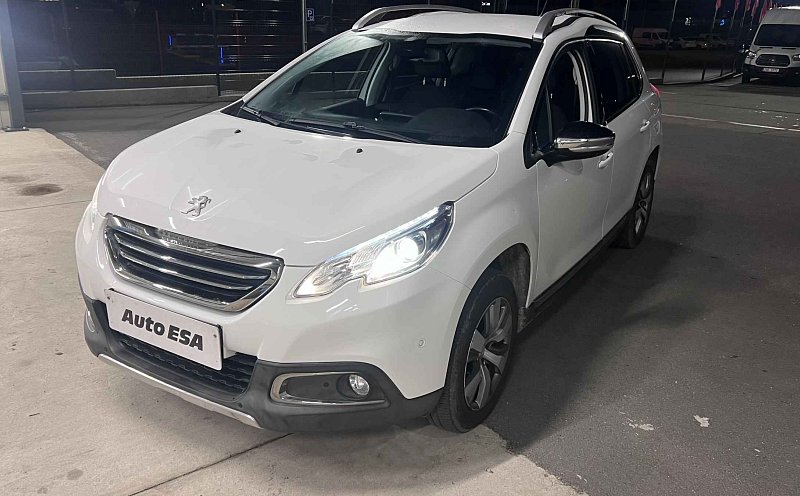 Peugeot 2008 1.2 PT Allure