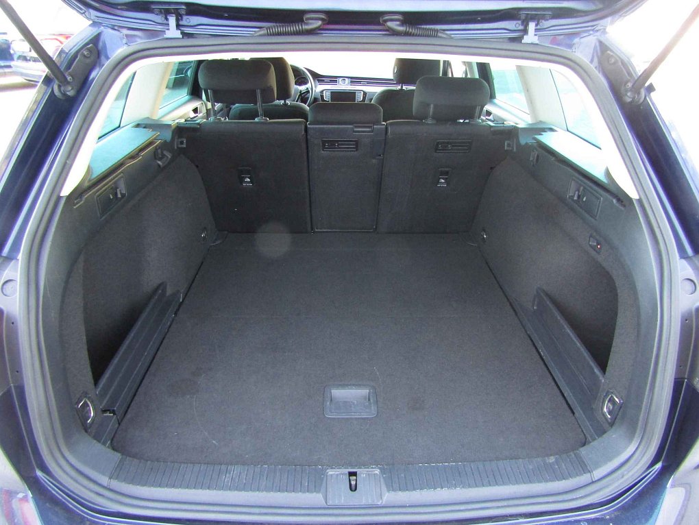 Volkswagen Passat 1.6 TDi 