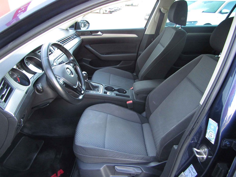 Volkswagen Passat 1.6 TDi 