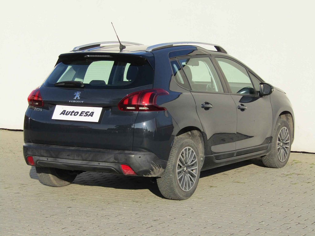 Peugeot 2008 1.2 PT Active