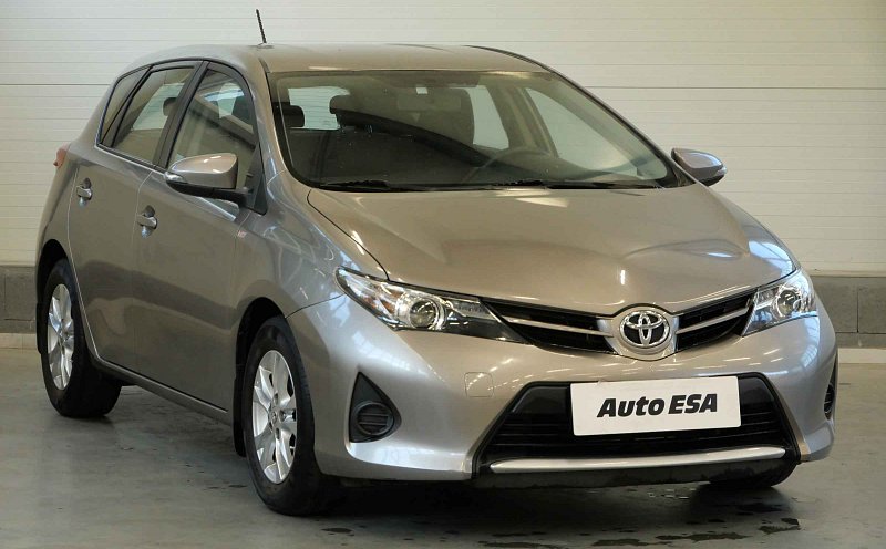 Toyota Auris 1.3i 