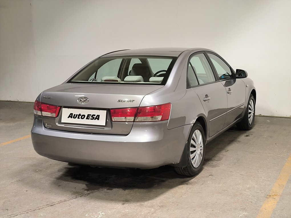 Hyundai Sonata 2.4i 