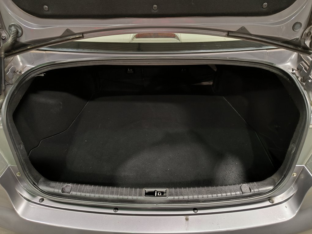 Hyundai Sonata 2.4i 