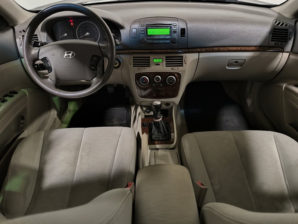 Hyundai Sonata 2.4i 