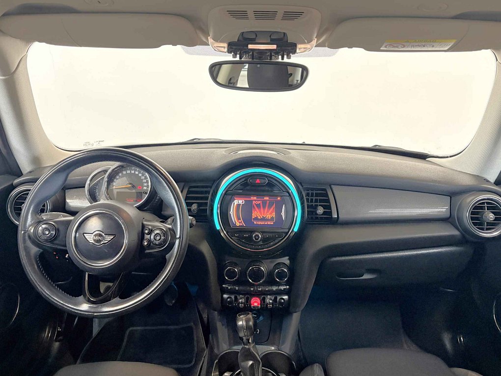 Mini Cooper 1.5i 