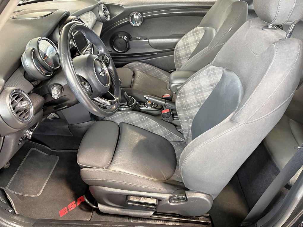 Mini Cooper 1.5i 