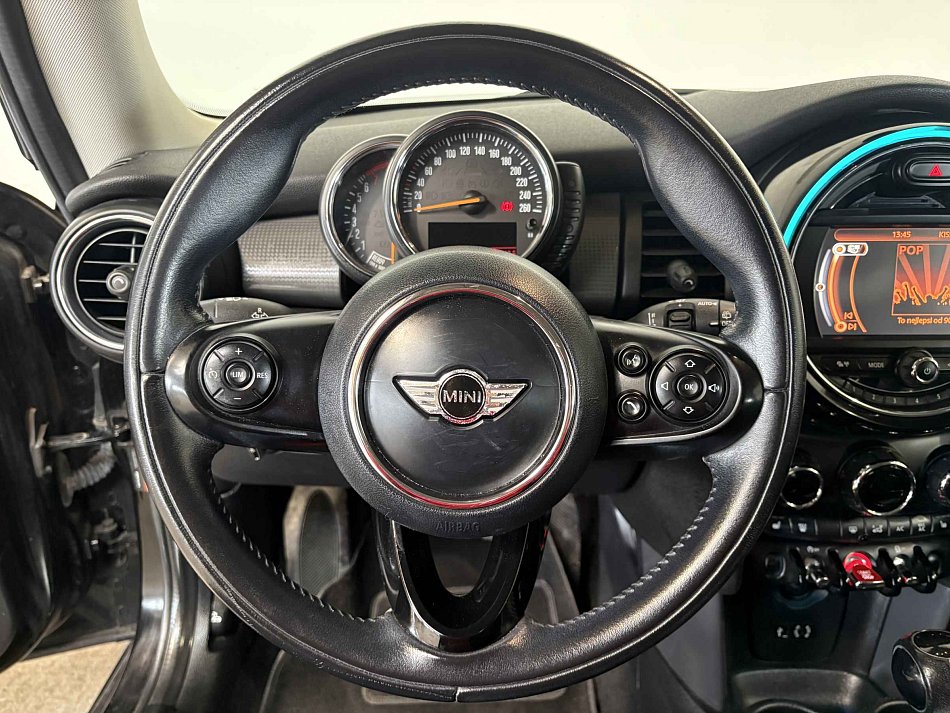 Mini Cooper 1.5i 