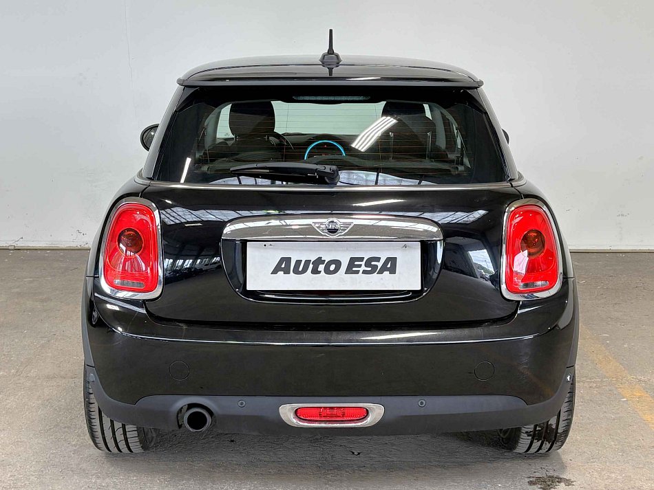 Mini Cooper 1.5i 