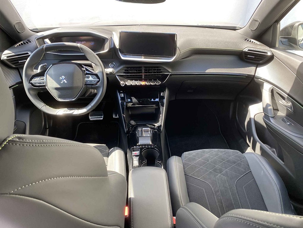 Peugeot 2008 1.2 PT GT