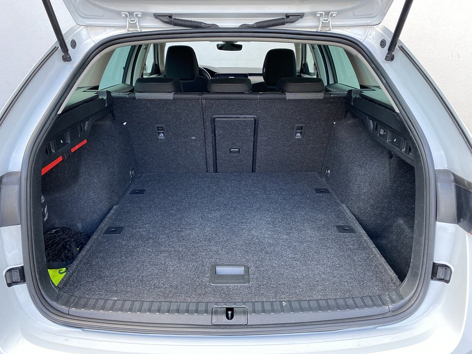 Škoda Octavia IV 2.0 TDi Style