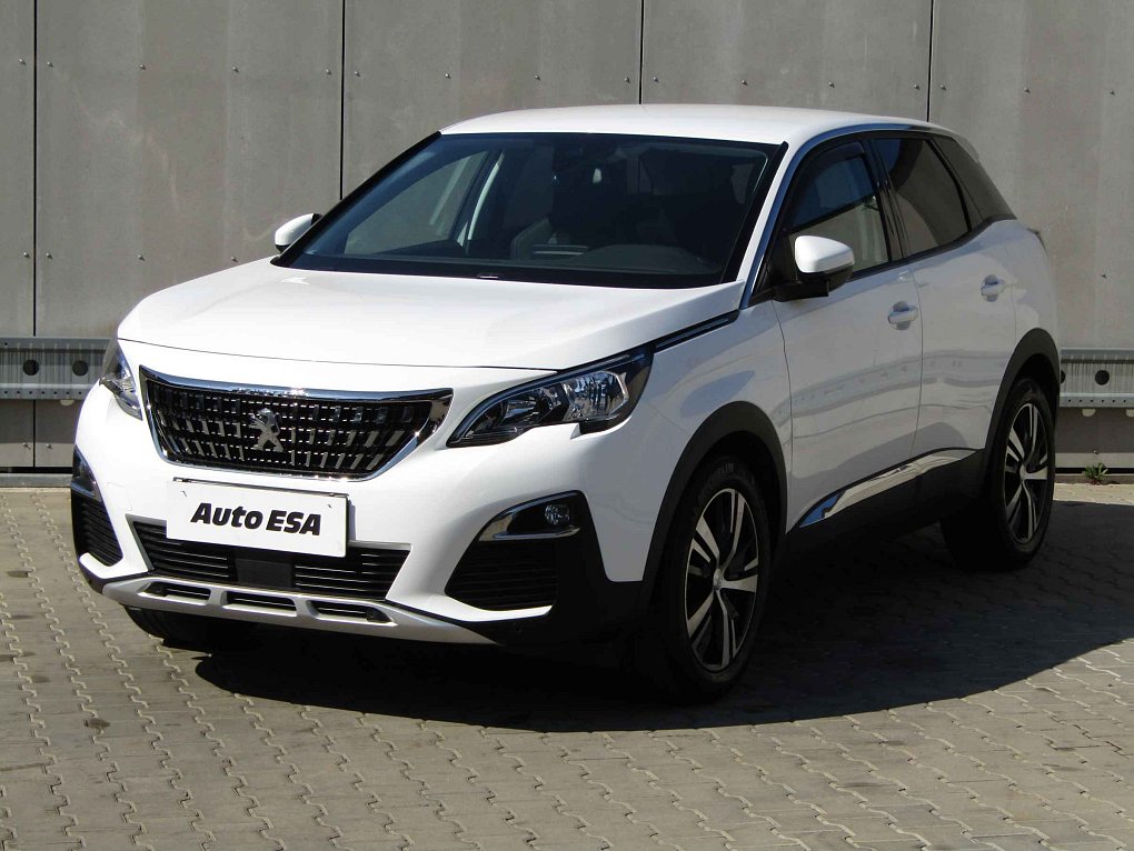 Peugeot 3008 1.2 PT 