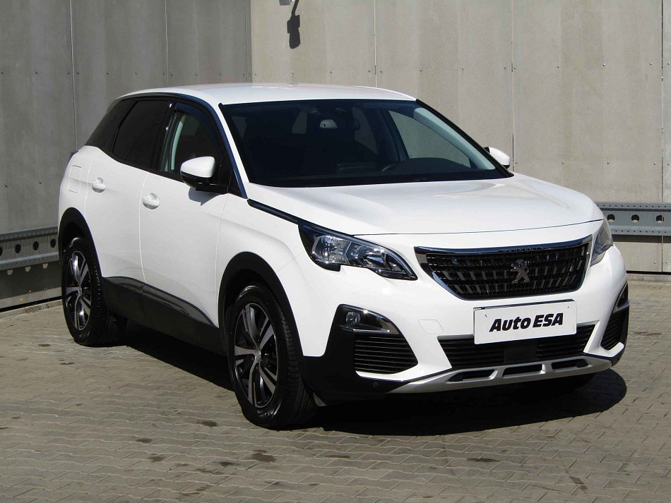 Peugeot 3008 1.2 PT 