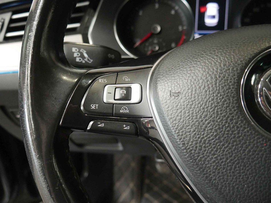 Volkswagen Passat 1.6 TDi 