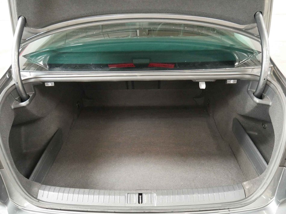 Volkswagen Passat 1.6 TDi 