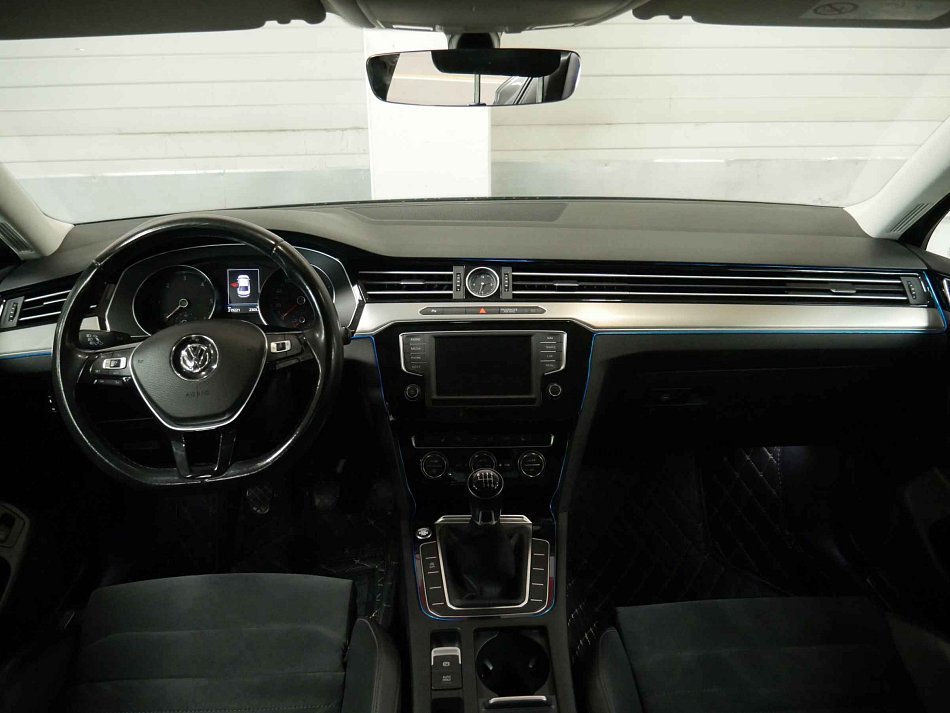 Volkswagen Passat 1.6 TDi 