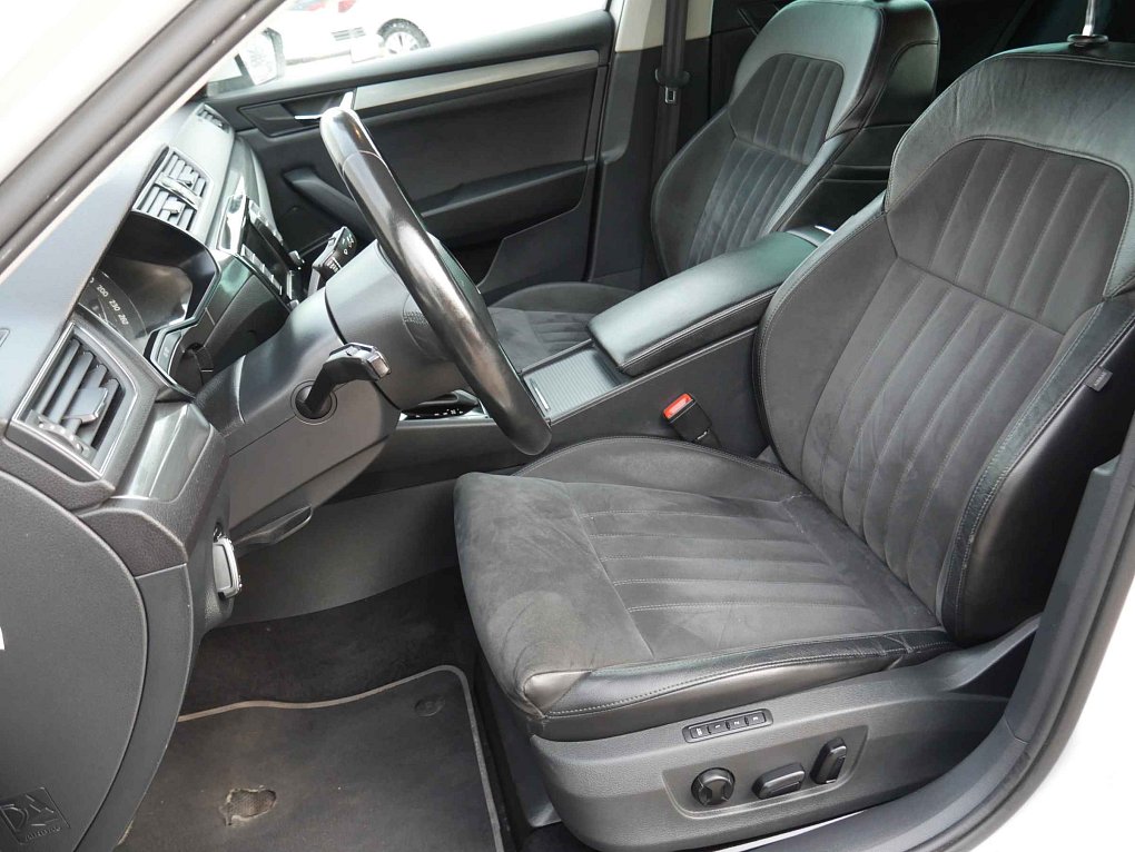 Škoda Superb III 2.0 TDi Style 4x4