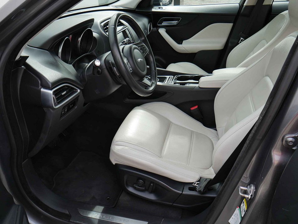Jaguar F-Pace 2.0D  4x4