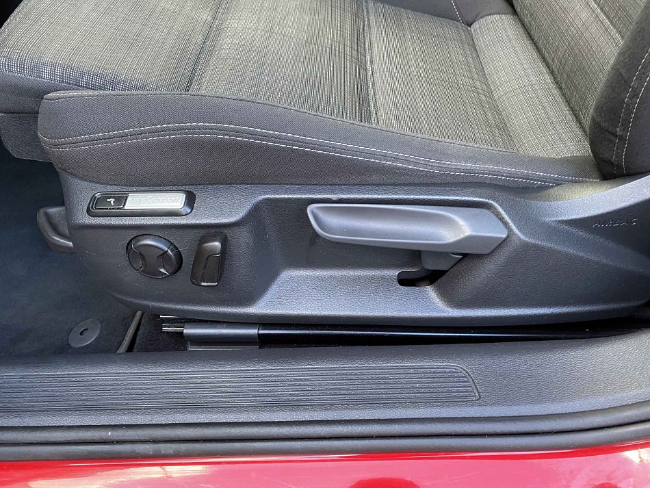 Volkswagen Passat 2.0 TDi Business