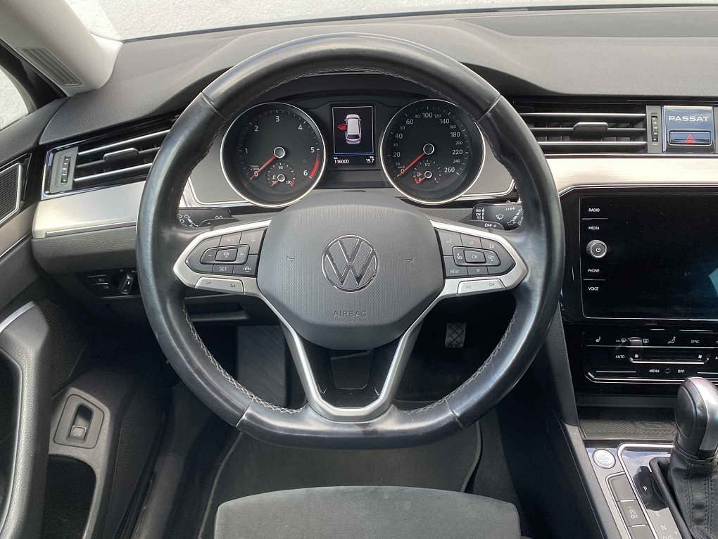 Volkswagen Passat 2.0 TDi Elegance