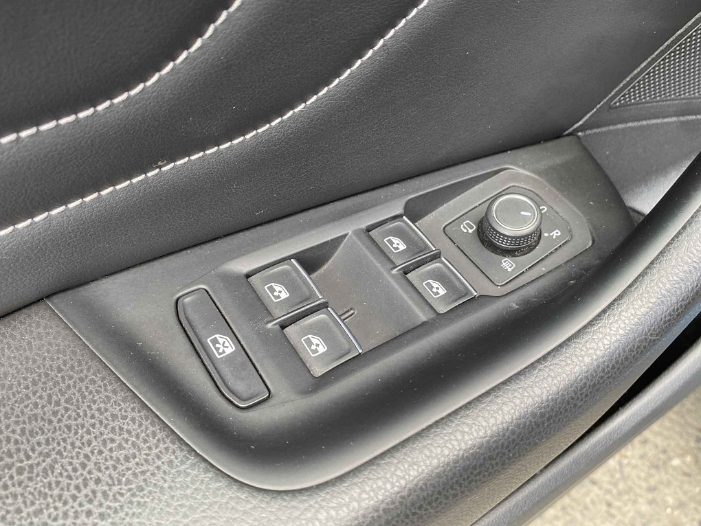 Volkswagen Passat 2.0 TDi Elegance