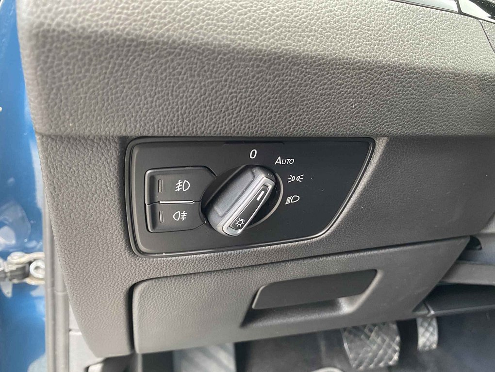 Volkswagen Passat 2.0 TDi Elegance