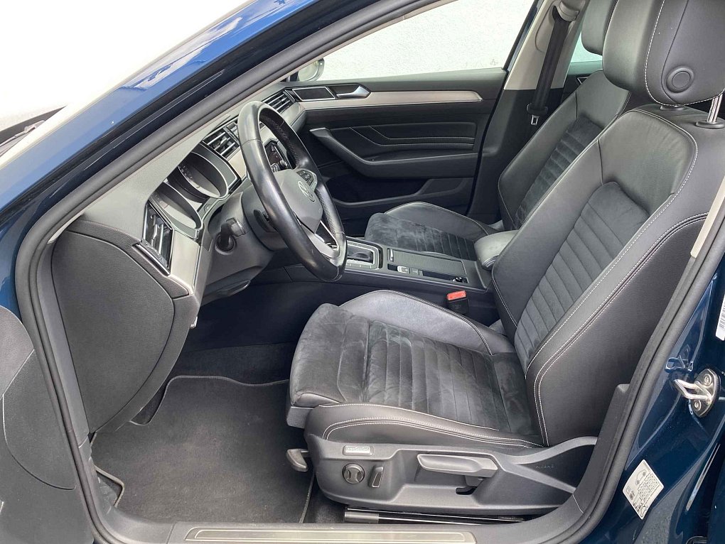 Volkswagen Passat 2.0 TDi Elegance