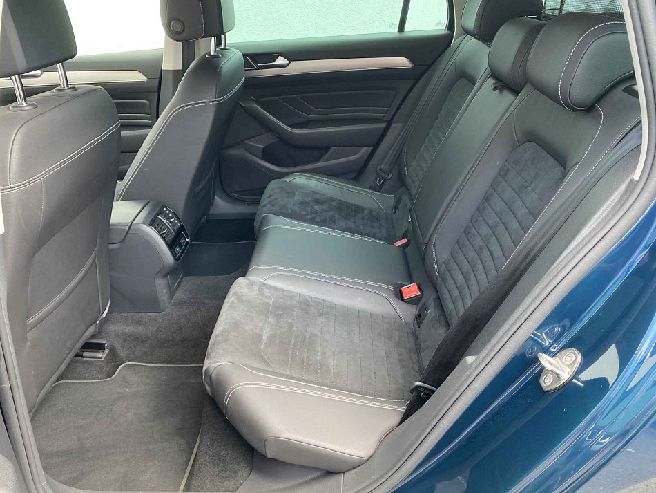Volkswagen Passat 2.0 TDi Elegance