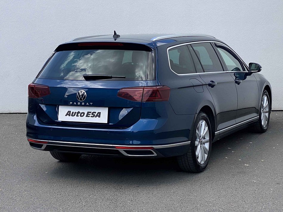 Volkswagen Passat 2.0 TDi Elegance