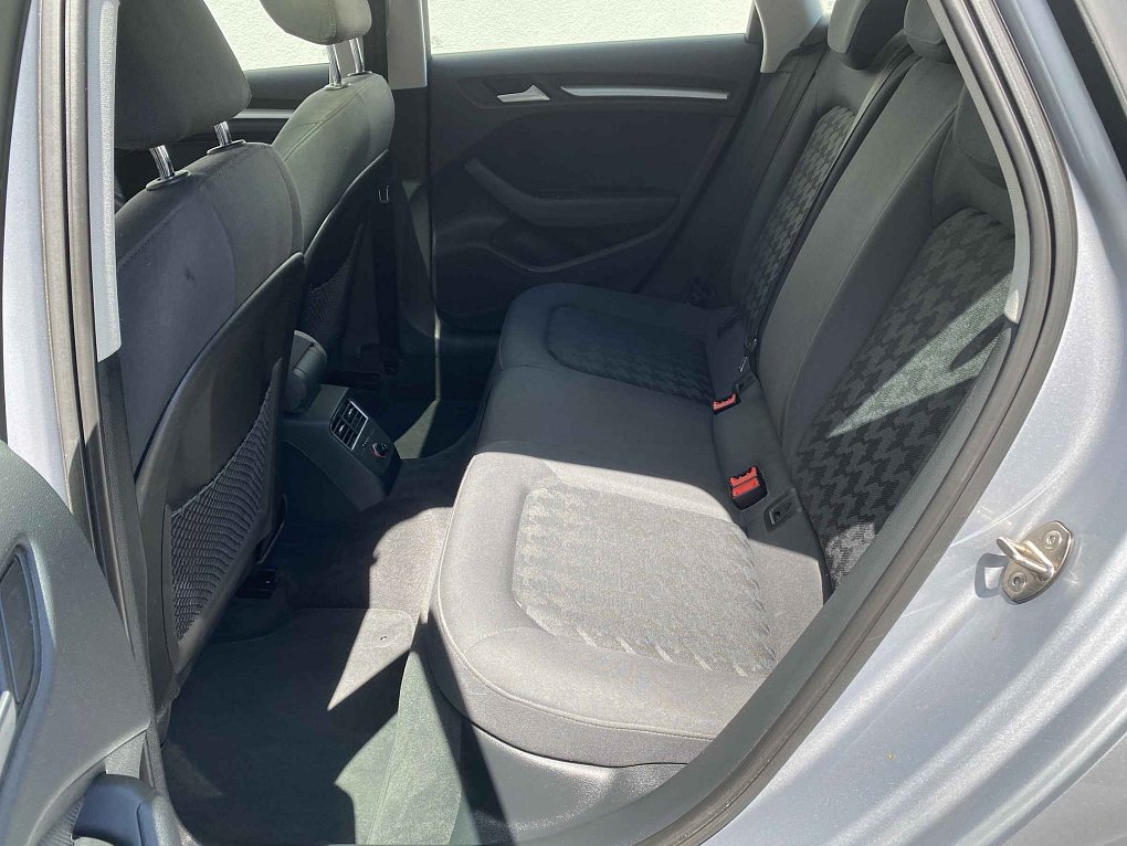 Audi A3 2.0 TDi Attraction